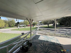 Building Photo - 685 Eastview Dr