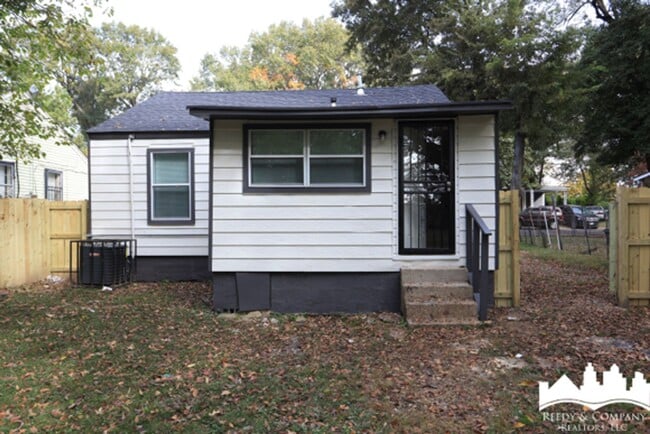 Foto del edificio - 2629 Whitman Ave