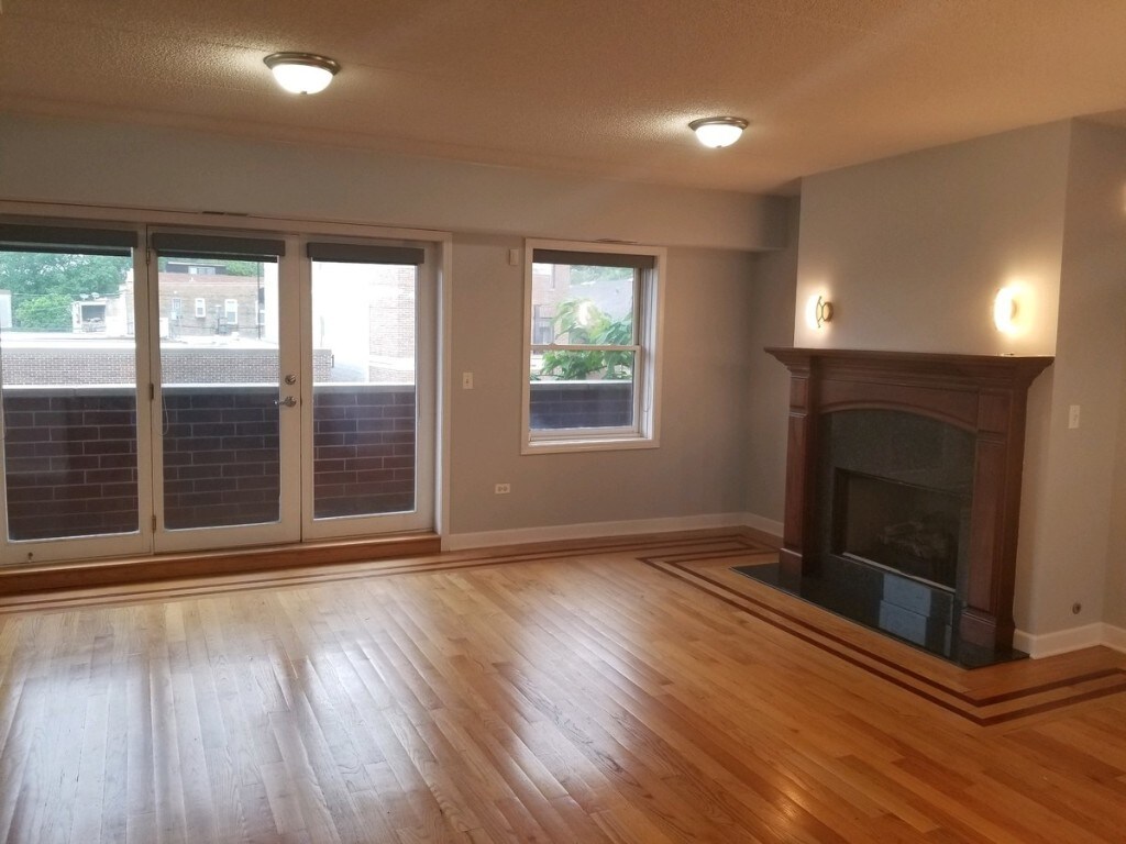 Primary Photo - 5362 W Lawrence Ave