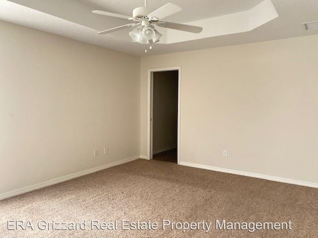 Building Photo - 3 br, 2 bath House - 2620 Hollow Lane