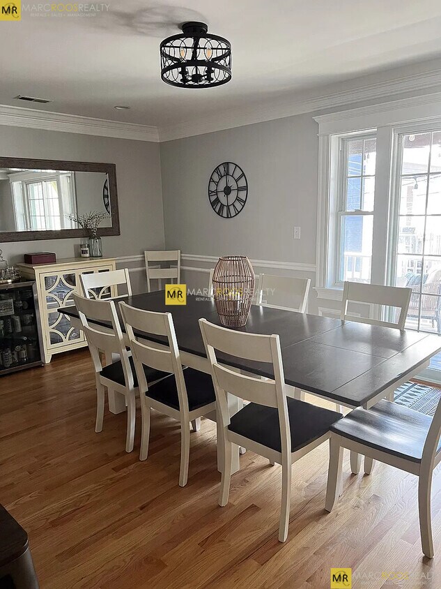 Primary Photo - 153 D St