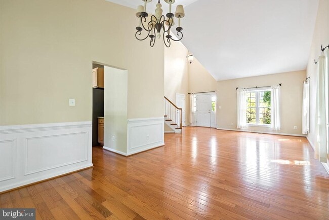 Building Photo - 2202 Sarah Woods Ct