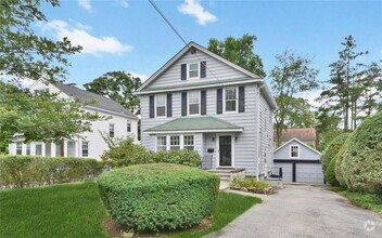 Building Photo - 63 Elm Ave
