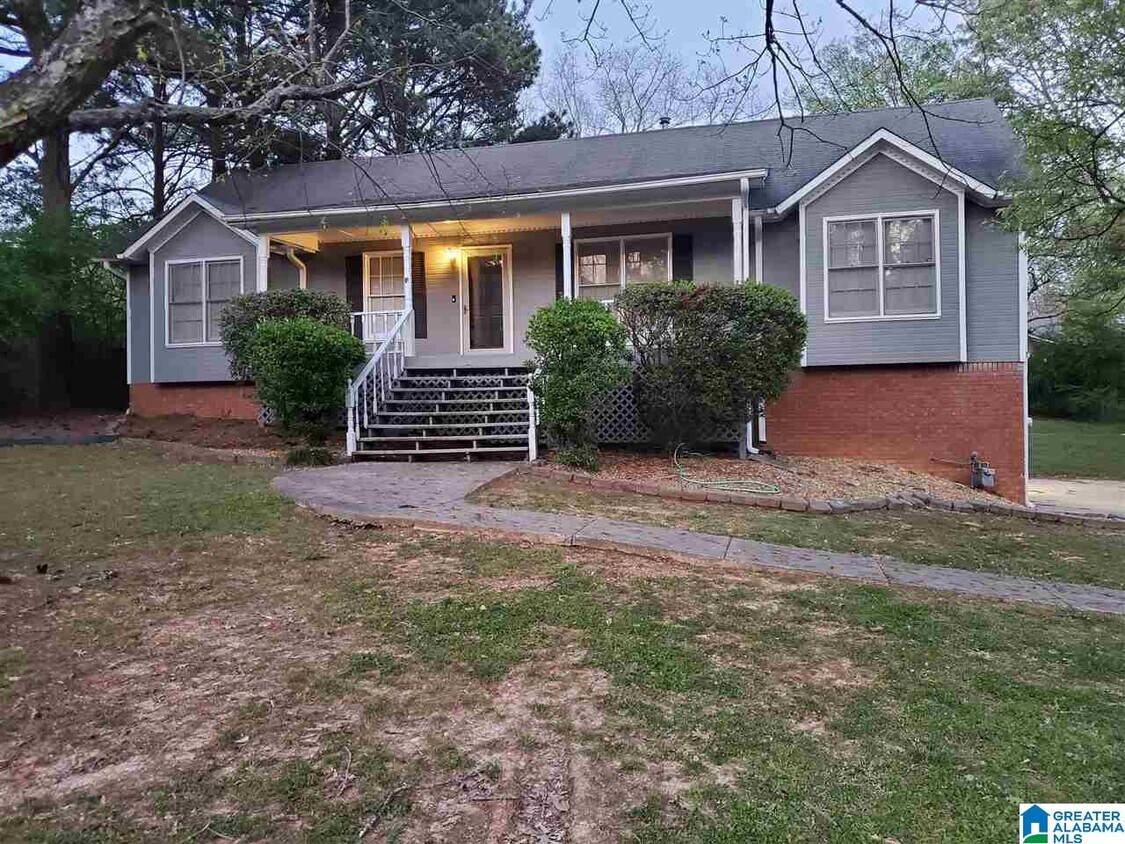 Primary Photo - 1953 Carlisle Dr