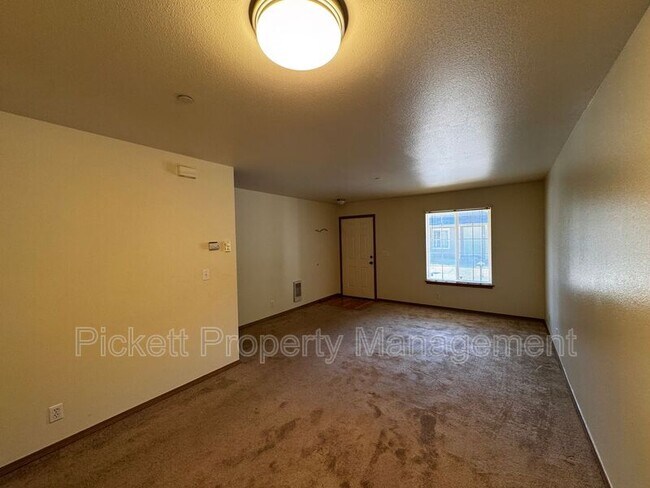 Foto del edificio - 680 Northpark Ln