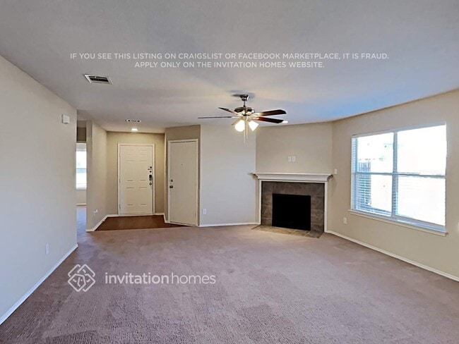 Foto del edificio - 1852 Village Park Trail