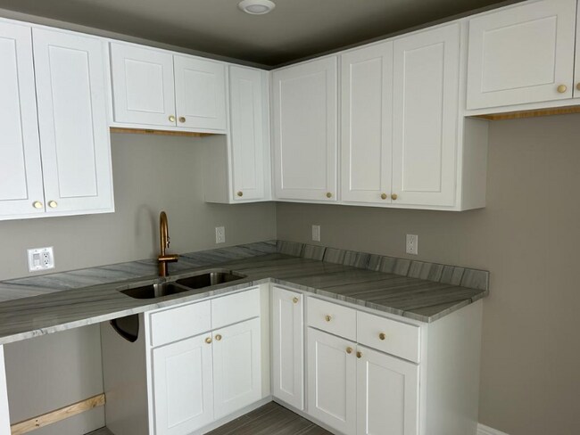 Foto del edificio - 2944 Evans Ave