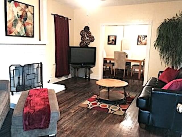 Photo - 2005 Santa Anna St Townhome