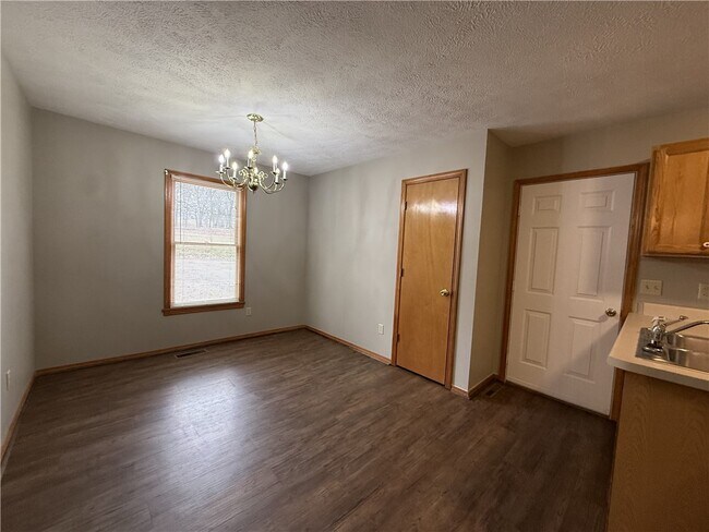 Foto del edificio - 3601 Antique Ct