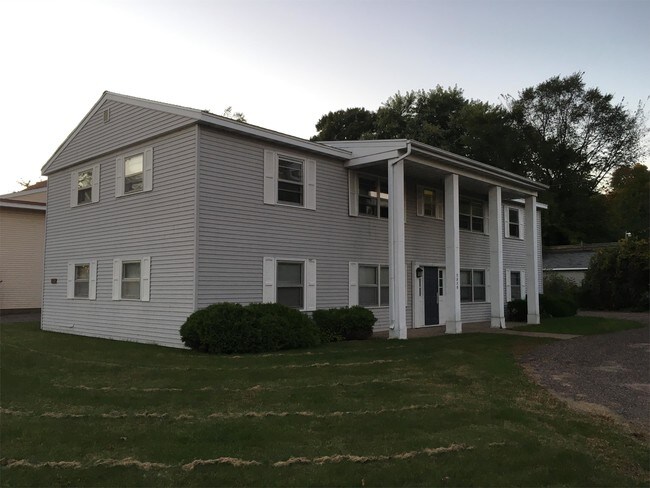 homes for sale north side eau claire wi