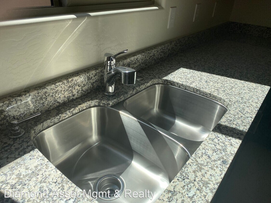 Foto del edificio - 3 br, 2.5 bath House - 1642 S 82nd Way