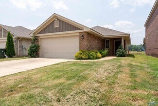 Building Photo - 200 Bermuda Lakes Dr