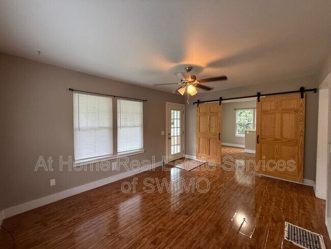 Building Photo - 1516 S Jefferson Ave