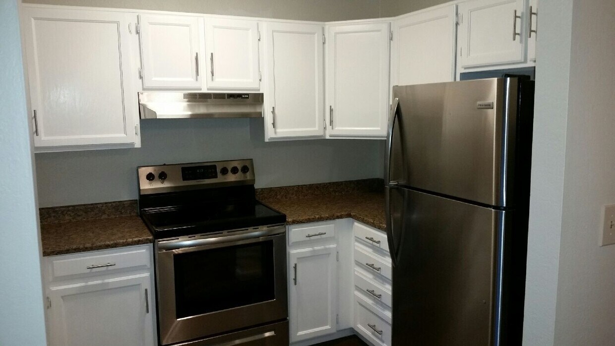 Foto principal - Centaur Village 3 Bedroom/2 Bath Newly Upd...