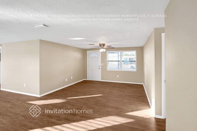 Foto del edificio - 3910 Beechwood Dr