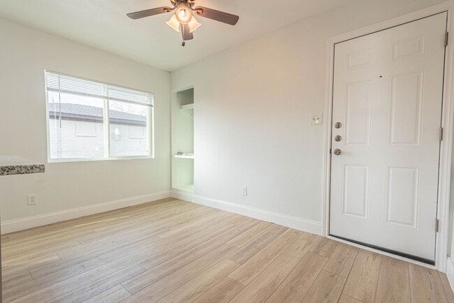 Foto del edificio - 2303 Rosewood St