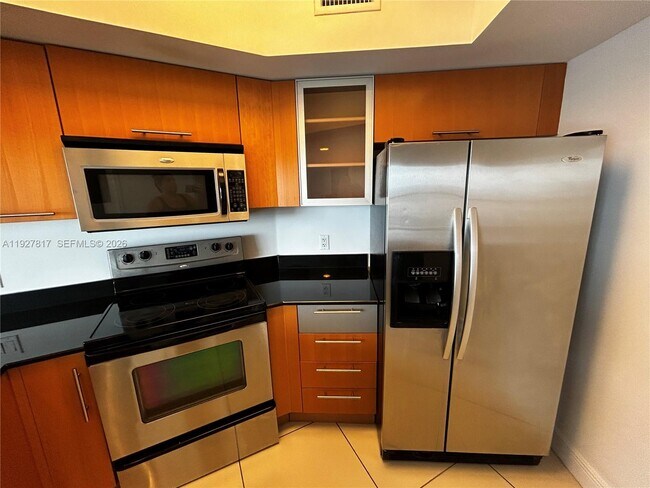 Foto del edificio - 1750 N Bayshore Dr