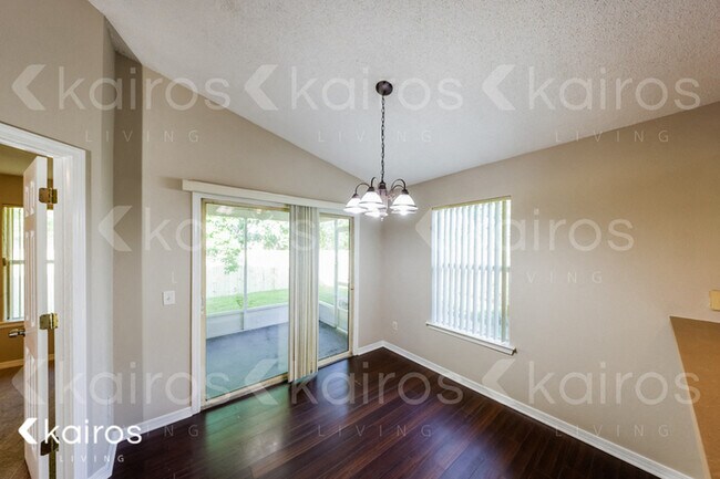 Foto del edificio - 225 Leebeck Cir