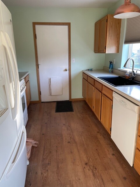 Building Photo - 412 Vigilante Trail