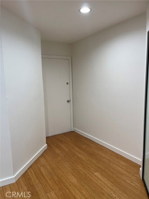 Foto del edificio - 1124 N La Cienega Blvd