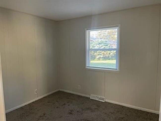 Foto del edificio - 3419 County Rd 1400 E