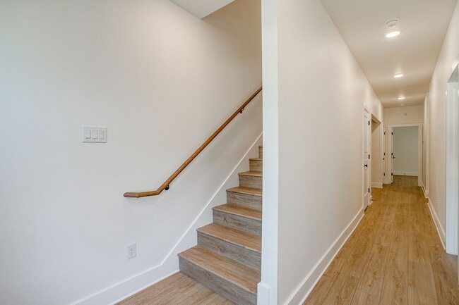 Foto del edificio - 2341 Benbrook Blvd