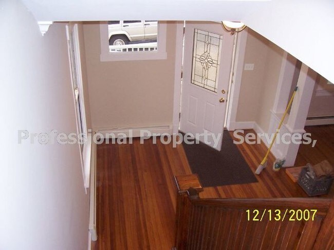 Building Photo - Near Schools, Shopping And Commuter Routes