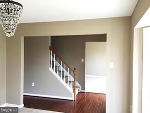 Building Photo - 96 Tanterra Dr