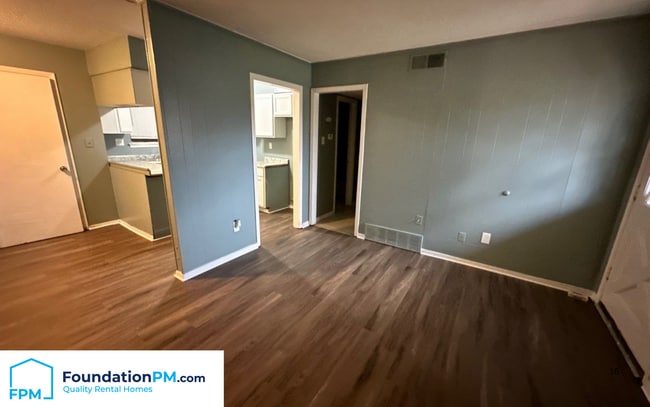 Building Photo - 4430 Tarleton Dr