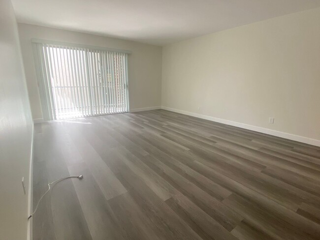 Foto del edificio - Cozy and Convenient 1bed 1 bath condo in E...