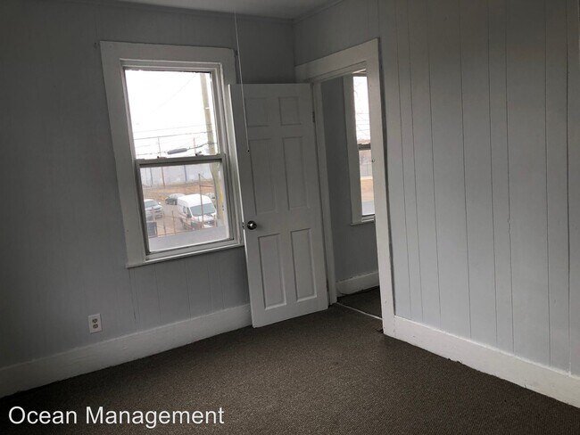 Foto del edificio - 4 br, 1 bath Apartment - 109 Chapel Street