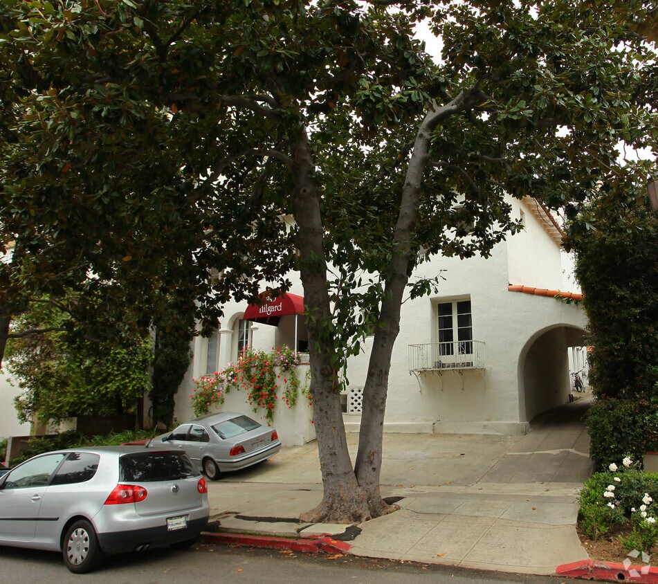 Foto del edificio - 945 Hilgard Ave