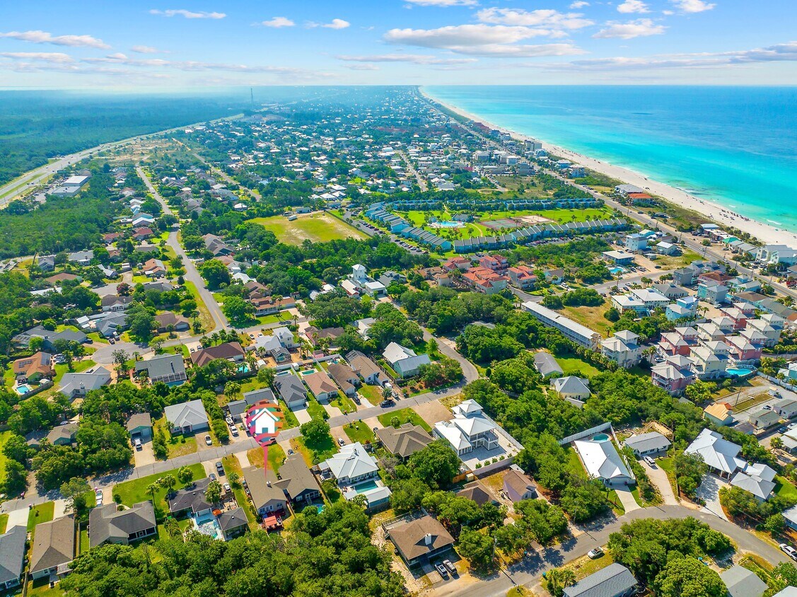 319 Memory Ln, Panama City Beach, FL 32413 House Rental in Panama