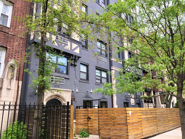 Foto del edificio - 5718 N Winthrop Ave