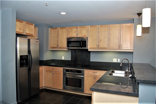 Foto del edificio - 1150 J St