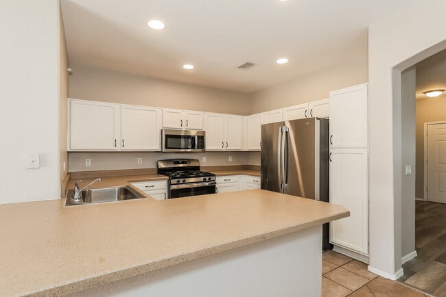 Foto del edificio - 11217 W Berkeley Rd