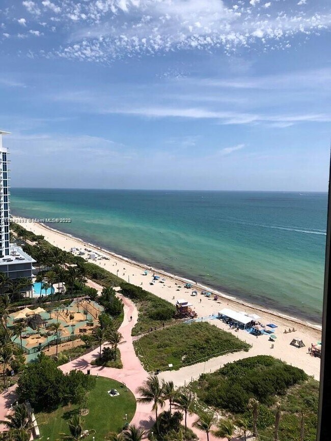 Building Photo - 6423 Collins Ave