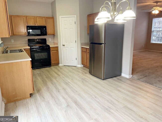 Foto del edificio - 3710 Verde Glen Ln