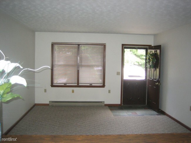 Building Photo - 200 Kennedy Dr