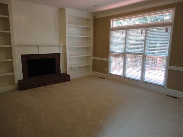 Foto del edificio - 292 Lynshire Court SW