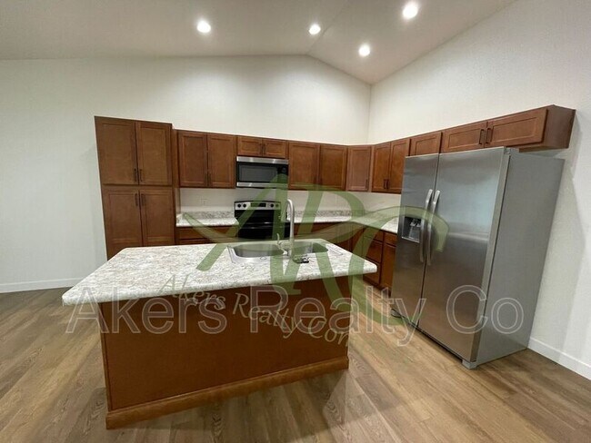 Building Photo - 968 S Coral Pl