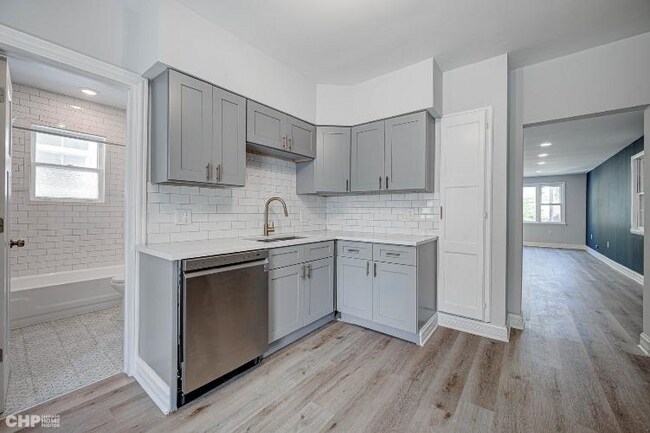Foto del edificio - 3810 N Troy St