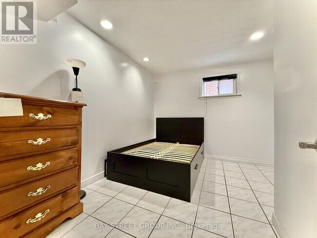 Photo du bâtiment - 4 Shepton Way