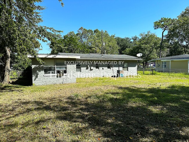 Foto del edificio - 5314 Baycrest Rd, Jacksonville, FL 32205