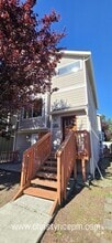 Building Photo - 10738 Whitman Ave N