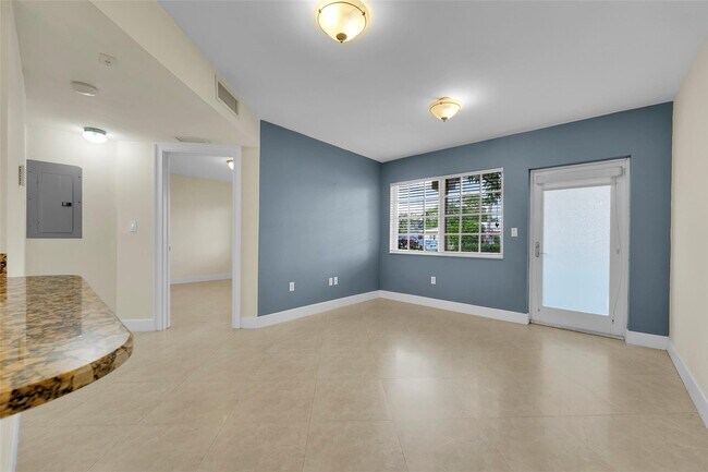 Foto del edificio - 410 SW 15th St