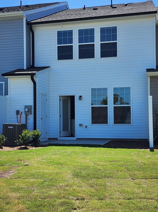 Building Photo - 4919 Caddis Bnd