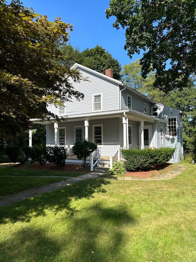 Primary Photo - 57 S Lake St