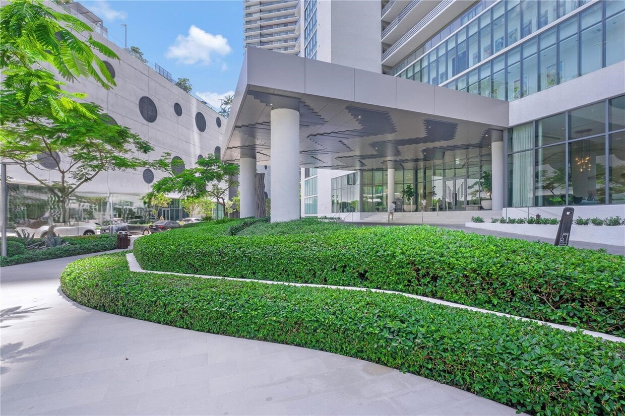 Photo - 650 Northeast 32nd Street, Miami, FL 33137 - 2 BR 2 BA condo