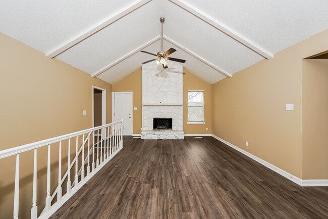 Building Photo - 3015 Apple Valley Ln